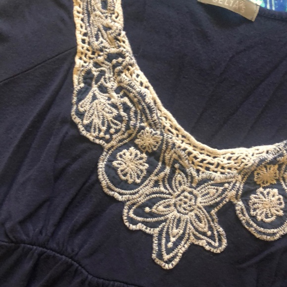 EXPIRES 11/15 LAST CALL Delia’s embroidered top flutter sleeve - Picture 3 of 4